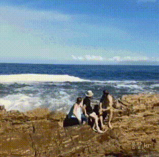 bt6925837f850851704e8cc865d49b9c9f.gif