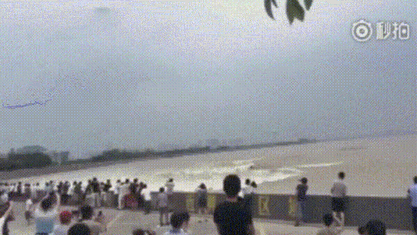 bt6f69bf50b11990b99410571be80db734.gif