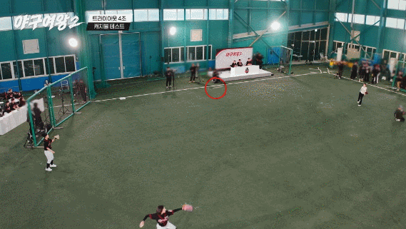 bt878ddd0d645d5118b1f9873c7ce1da48.gif