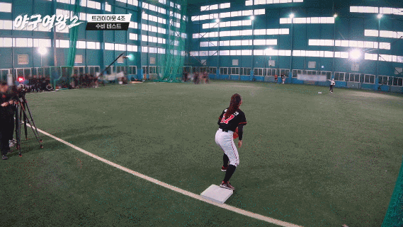 bt904ece339e01114358fa3c03e680f9c3.gif